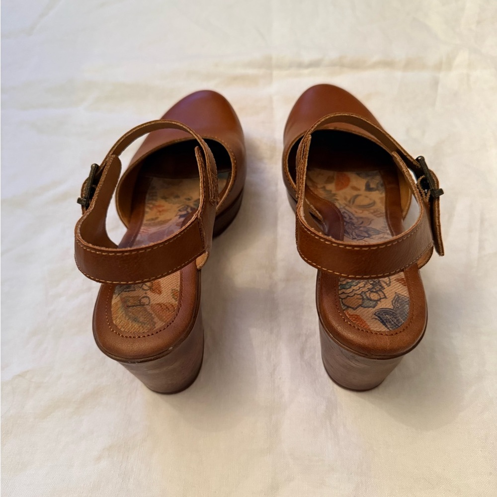 boc Tan Leather Women's Mules - Picture 5 of 6